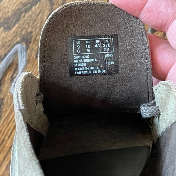 Clark’s Bushacre desert boots in sand suede, size 10. Very good condition. - Picture 5 of 5